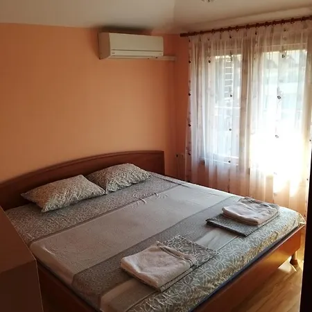 гр.бургас кв.сарафово Lägenhet *