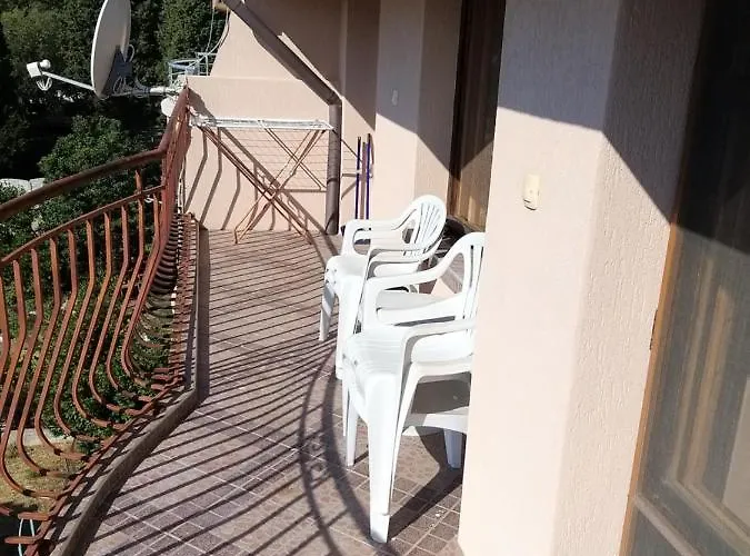 דירה гр.бургас кв.сарафово בורגאס